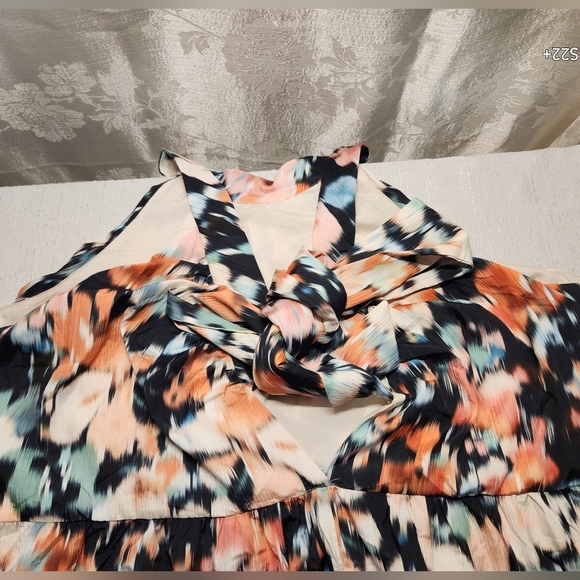 NWT ELOQUI FLORAL SIZE 26 HALTER MAXI DREES. - Picture 5 of 13